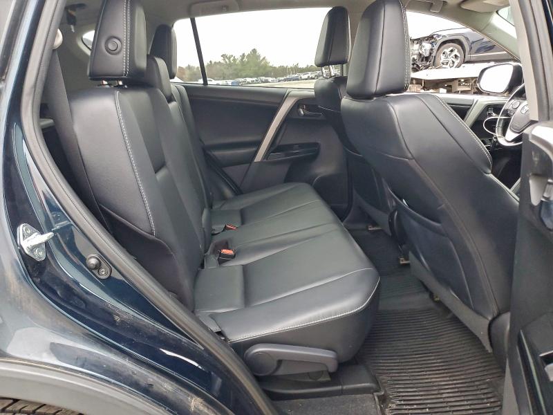 Photo 10 from auction – 2017 TOYOTA RAV4 LIMIT with VIN 2T3DFREV1HW602728
