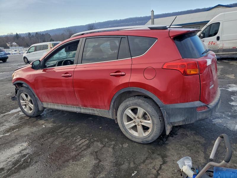 Photo 2 from auction – 2013 TOYOTA RAV4 XLE with VIN 2T3RFREV1DW115755
