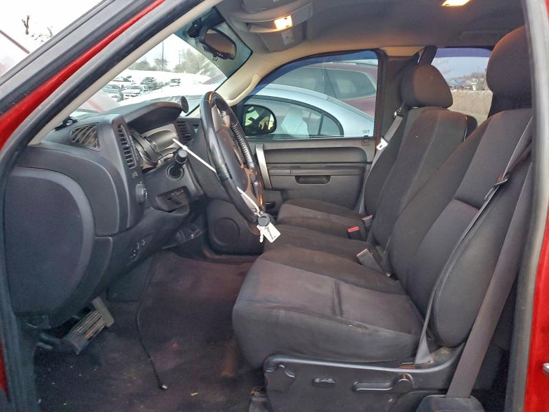 Photo 7 from auction – 2011 CHEVROLET SILVERADO with VIN 1GCRKSE09BZ345757