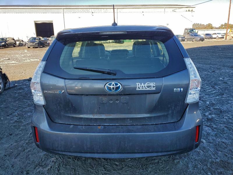 Photo 6 from auction – 2012 TOYOTA PRIUS V with VIN JTDZN3EU3C3162438