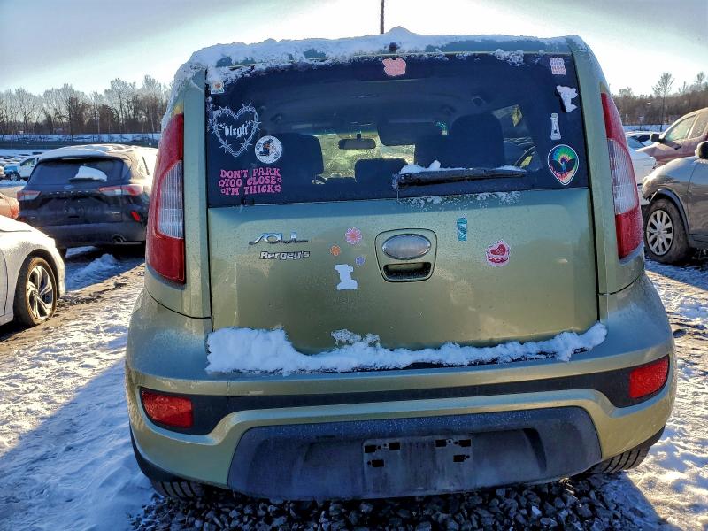 Zdjęcie 6 z aukcji – 2013 KIA SOUL z VIN KNDJT2A55D7618882