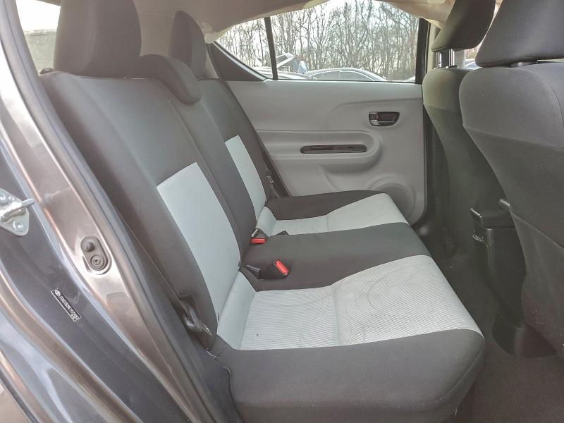 Photo 10 from auction – 2014 TOYOTA PRIUS C with VIN JTDKDTB39E1572482