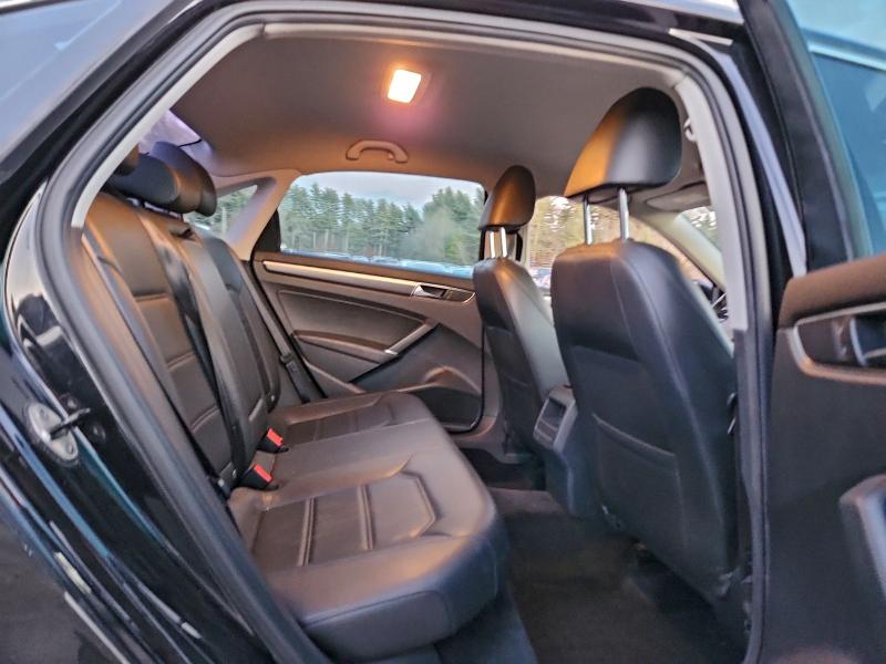 Photo 10 from auction – 2017 VOLKSWAGEN PASSAT with VIN 1VWDT7A34HC002593