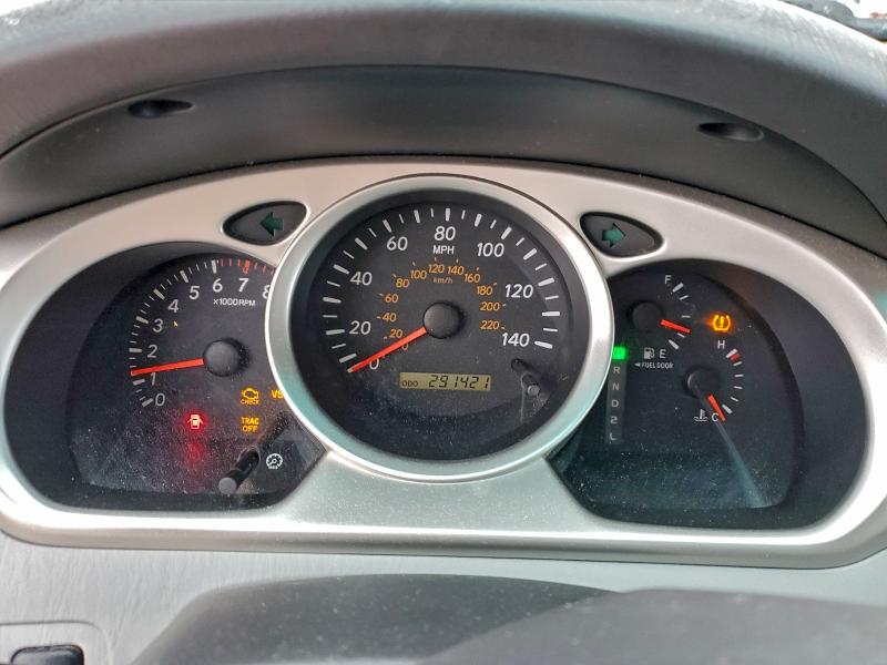 Photo 9 from auction – 2005 TOYOTA HIGHLANDER with VIN JTEGD21A050107056
