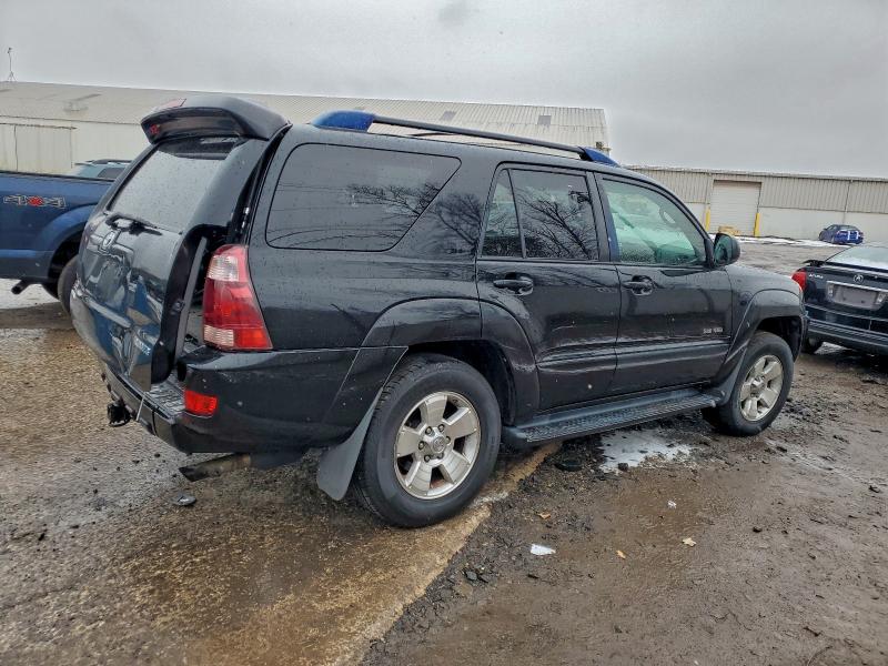 Photo 3 from auction – 2005 TOYOTA 4RUNNER SR with VIN JTEBU14R550071175