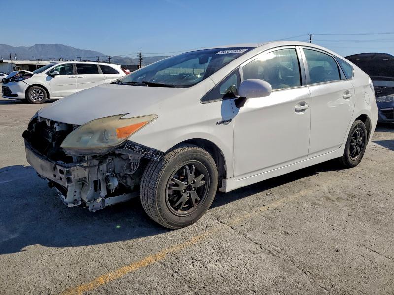 TOYOTA PRIUS 2013 with VIN JTDKN3DU4D5633568 - Photo from auction