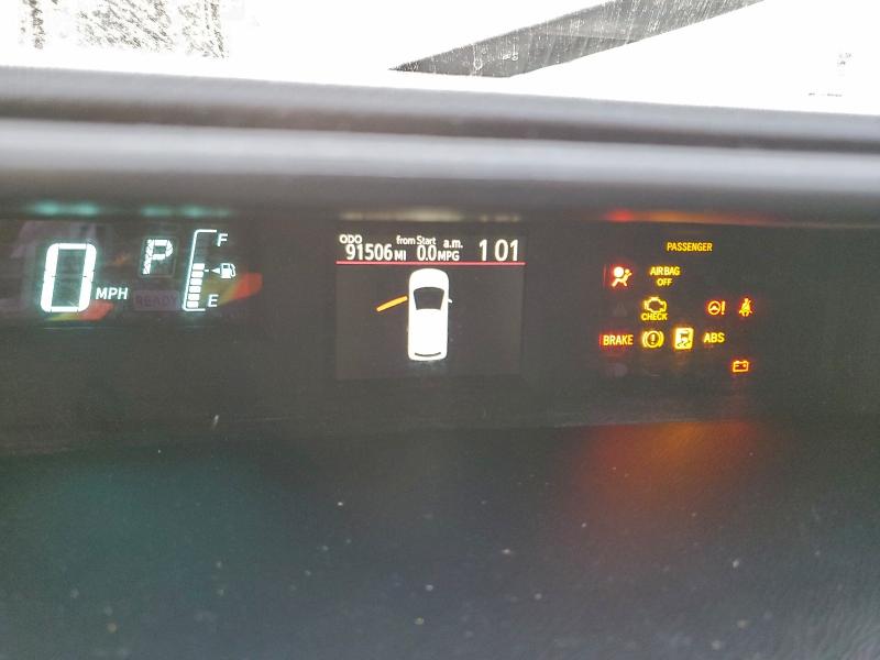 Photo 9 from auction – 2014 TOYOTA PRIUS C with VIN JTDKDTB3XE1061587