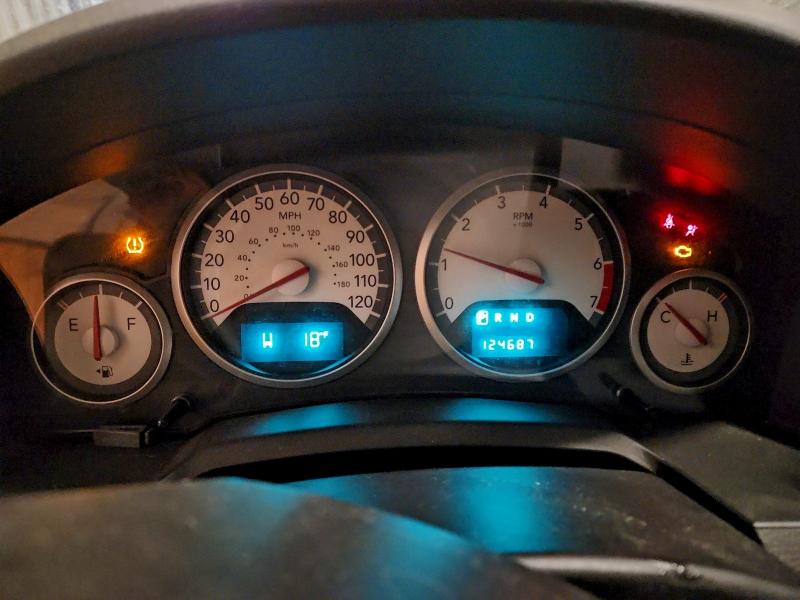 Photo 9 from auction – 2010 DODGE GRAND CARA with VIN 2D4RN5D17AR131073