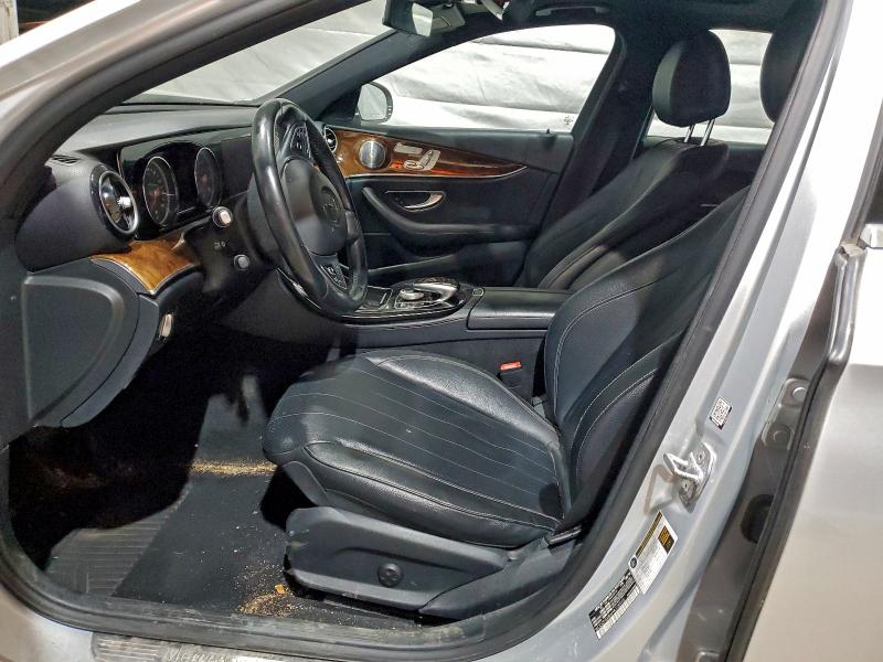 Photo 7 from auction – 2017 MERCEDES-BENZ E 300 4MAT with VIN WDDZF4KB6HA108596
