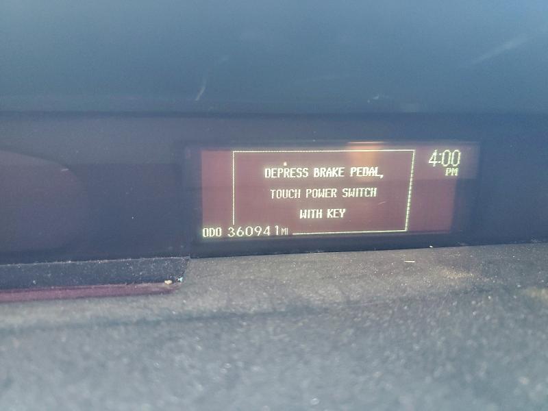 Photo 9 from auction – 2010 TOYOTA PRIUS with VIN JTDKN3DU2A5211763