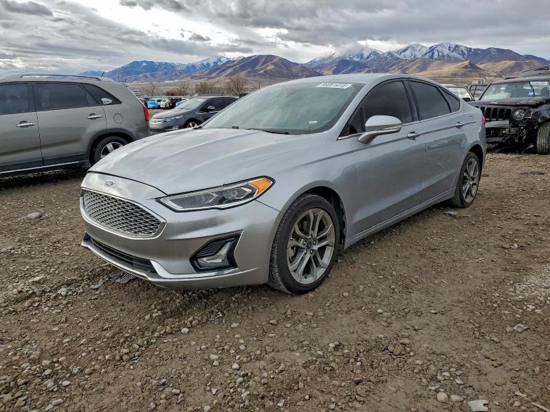 FORD FUSION SEL 2020 with VIN 3FA6P0CD5LR130886 - Photo from auction