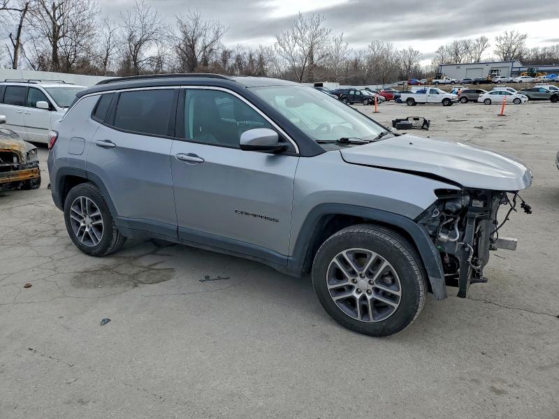 Photo 4 from auction – 2018 JEEP COMPASS LA with VIN 3C4NJCBB5JT124045