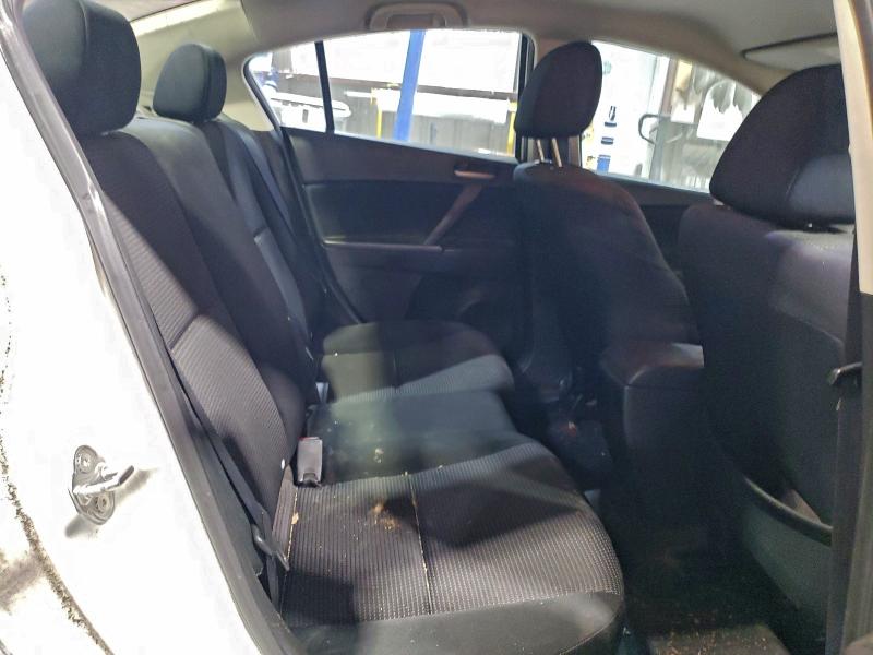 Photo 10 from auction – 2012 MAZDA 3 I with VIN JM1BL1UF0C1593541