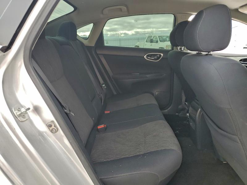 Photo 10 from auction – 2015 NISSAN SENTRA S with VIN 3N1AB7AP4FY295818