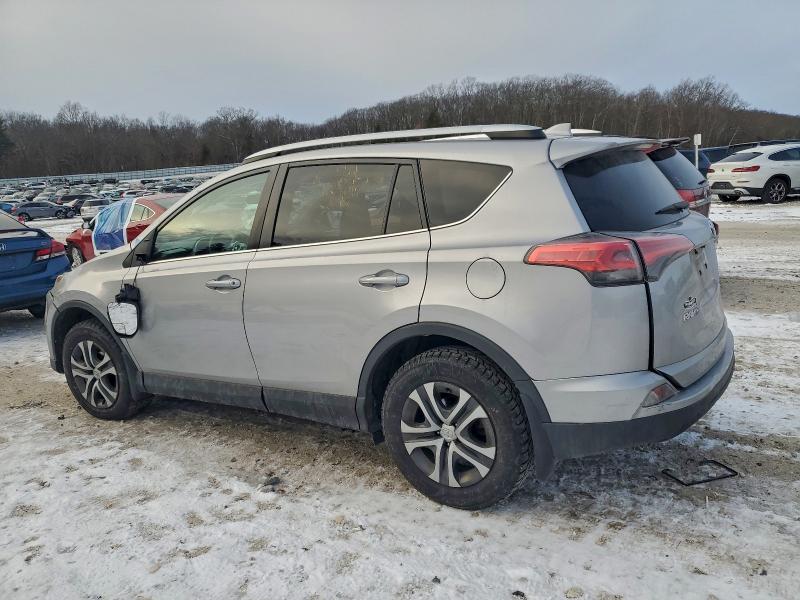 Photo 2 from auction – 2016 TOYOTA RAV4 LE with VIN 2T3BFREV1GW498179