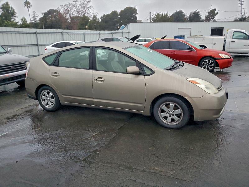Photo 4 from auction – 2005 TOYOTA PRIUS with VIN JTDKB20U153038084