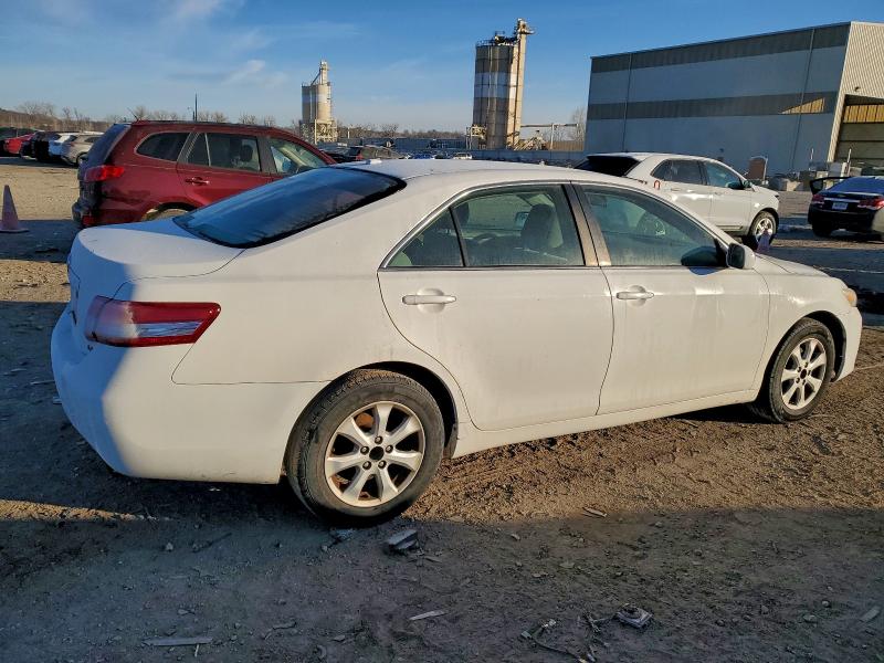 Фото 3 с аукциона – 2011 TOYOTA CAMRY BASE с VIN 4T1BF3EK5BU770480