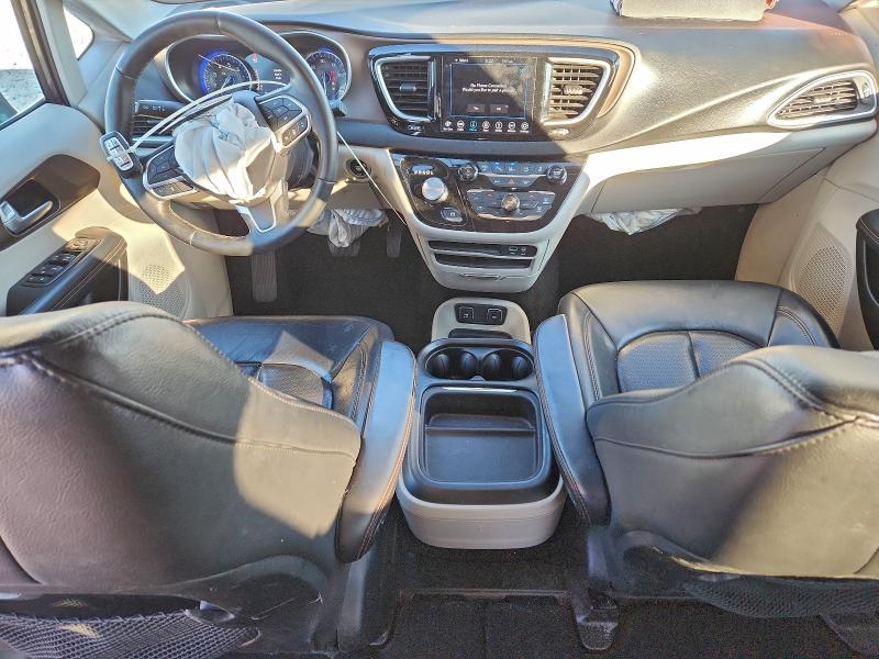 Photo 8 from auction – 2018 CHRYSLER PACIFICA T with VIN 2C4RC1BG7JR100960