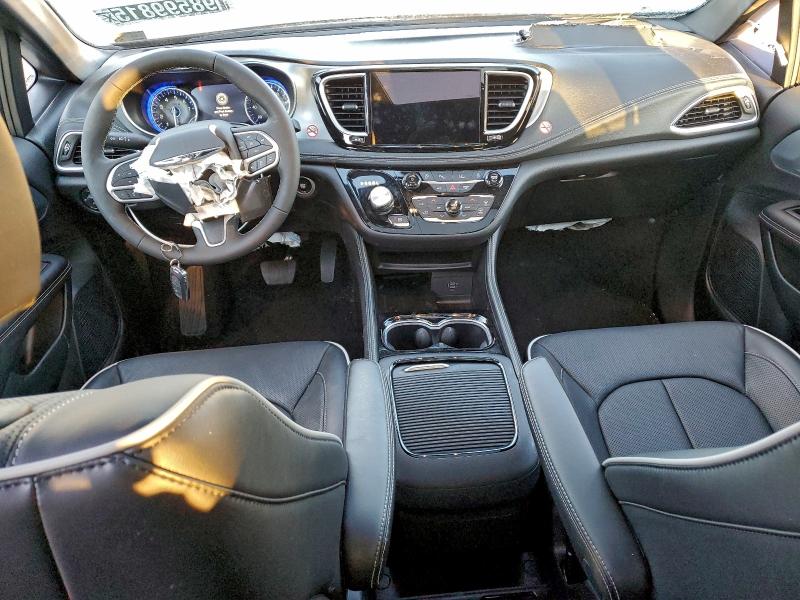 صورة رقم 8 من المزاد - 2026 CHRYSLER PACIFICA L مع VIN 2C4RC1GG8TR192821