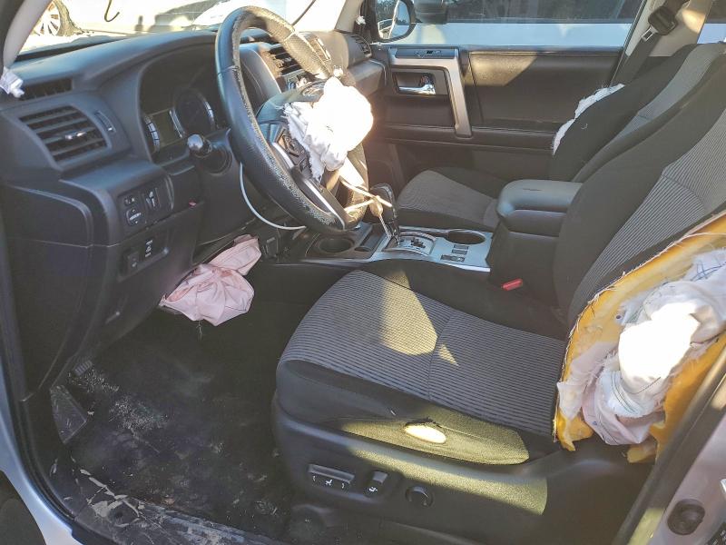 Photo 7 from auction – 2016 TOYOTA 4RUNNER SR with VIN JTEBU5JR5G5381991