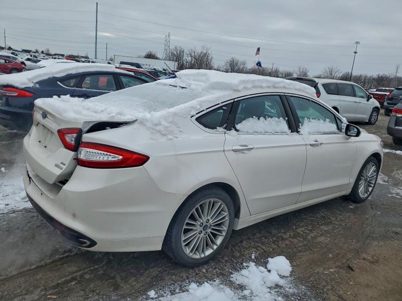 Photo 3 from auction – 2016 FORD FUSION SE with VIN 3FA6P0T95GR403911