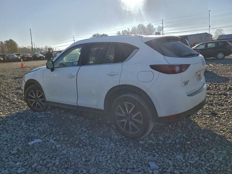 Photo 2 from auction – 2018 MAZDA CX-5 GRAND with VIN JM3KFADM6J1378224