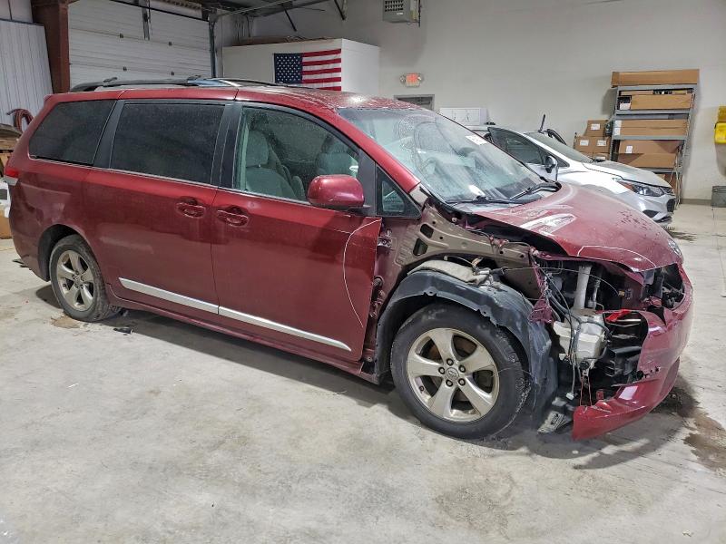 Photo 4 from auction – 2012 TOYOTA SIENNA LE with VIN 5TDKK3DC4CS264123