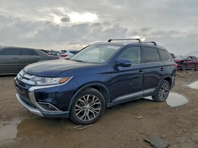 MITSUBISHI OUTLANDER 2018 with VIN JA4AD3A30JZ046759 - Photo from auction