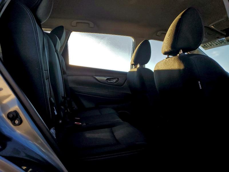 Photo 11 from auction – 2018 NISSAN ROGUE S with VIN KNMAT2MT4JP562021