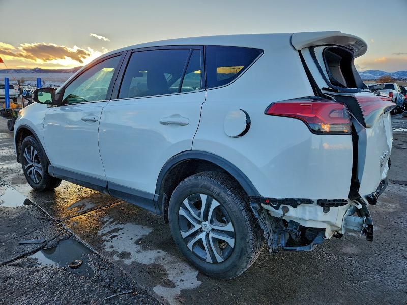 Фото 2 с аукциона – 2018 TOYOTA RAV4 LE с VIN 2T3BFREV8JW752882
