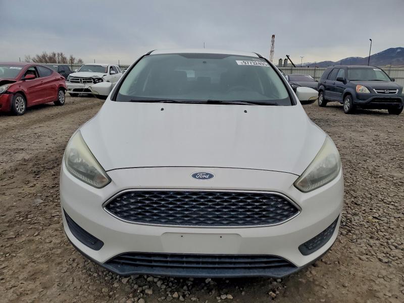 Photo 5 from auction – 2015 FORD FOCUS SE with VIN 1FADP3K29FL324042