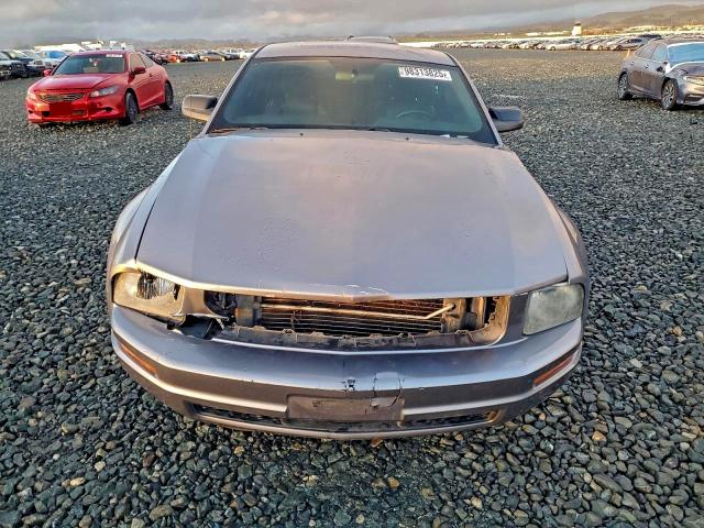 Photo 5 from auction – 2006 FORD MUSTANG with VIN 1ZVHT80N165259643