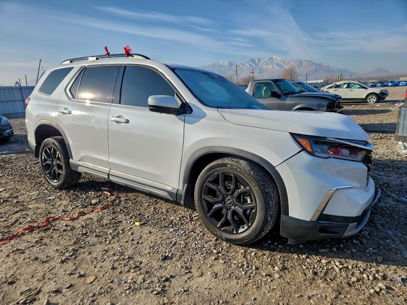 Photo 4 from auction – 2025 HONDA PILOT ELIT with VIN 5FNYG1H81SB025105