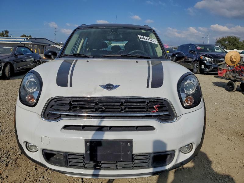 Photo 5 from auction – 2015 MINI COOPER S C with VIN WMWZC5C59FWP42581