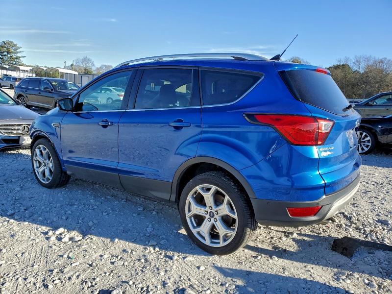 Photo 2 from auction – 2019 FORD ESCAPE TIT with VIN 1FMCU0J91KUB74536
