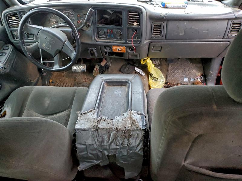 Foto 8 de la subasta – 2003 CHEVROLET SILVERADO con VIN 2GCEK19V131354770