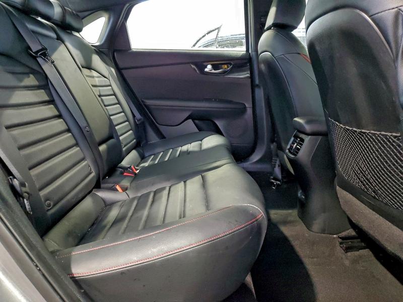 Photo 10 from auction – 2023 KIA FORTE GT with VIN 3KPF44AC5PE604658