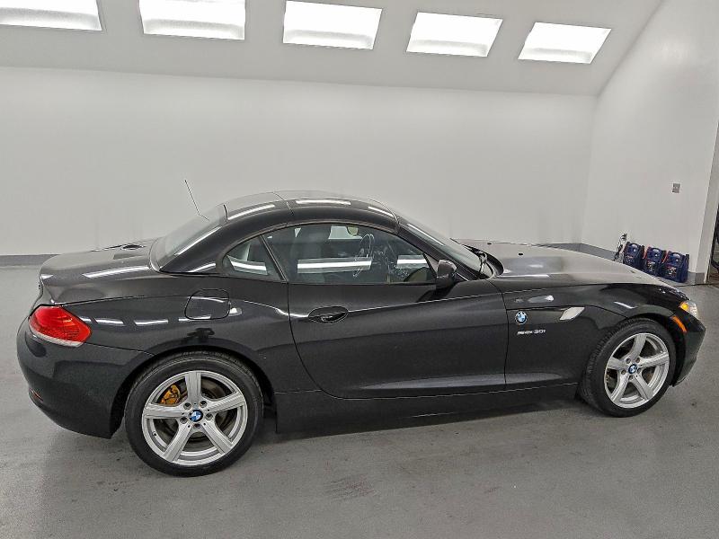 Photo 3 from auction – 2011 BMW Z4 SDRIVE3 with VIN WBALM5C59BE379458
