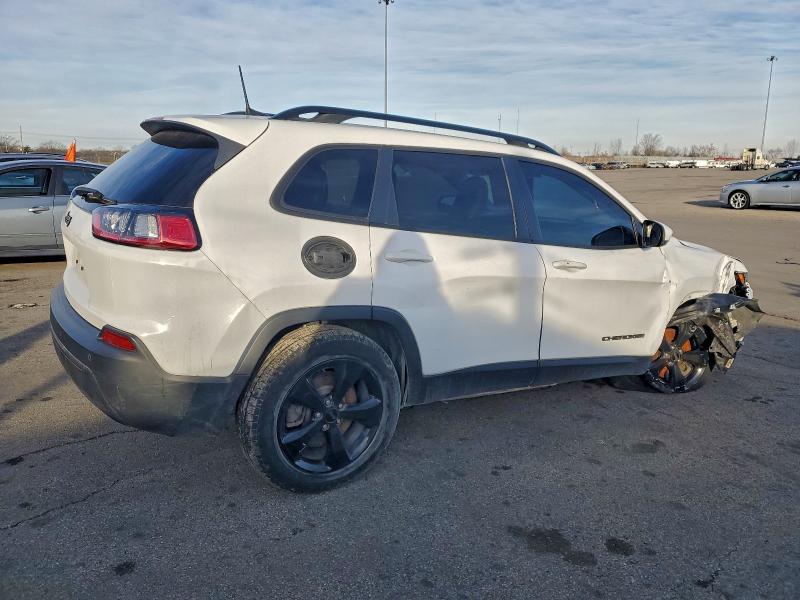 Photo 3 from auction – 2019 JEEP CHEROKEE L with VIN 1C4PJMLB4KD402017