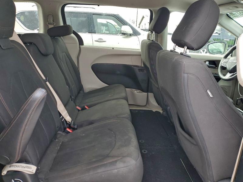 Photo 11 from auction – 2018 CHRYSLER PACIFICA T with VIN 2C4RC1FG6JR109904