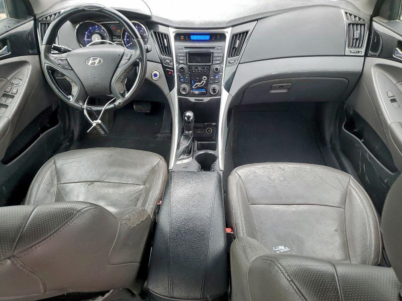 Photo 8 from auction – 2013 HYUNDAI SONATA SE with VIN 5NPEC4AC3DH598204