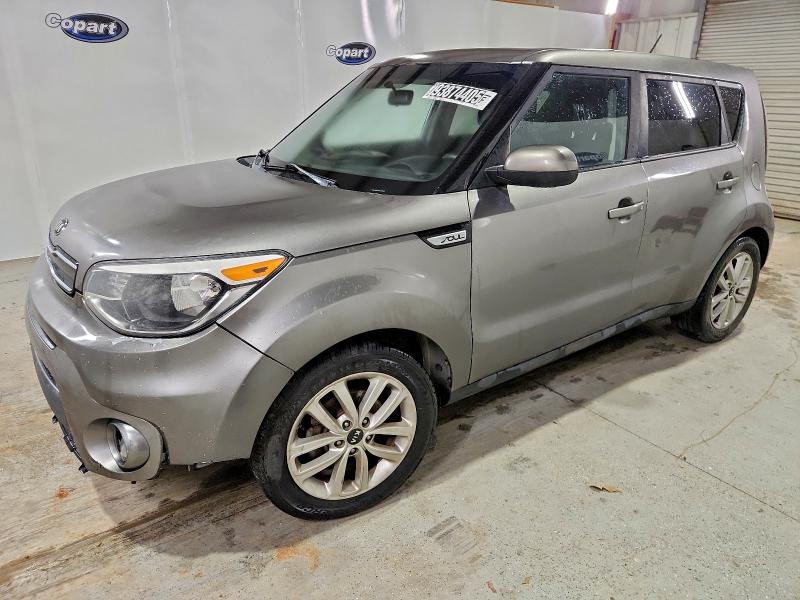KIA SOUL 2018 with VIN KNDJP3A54J7535109 - Photo from auction