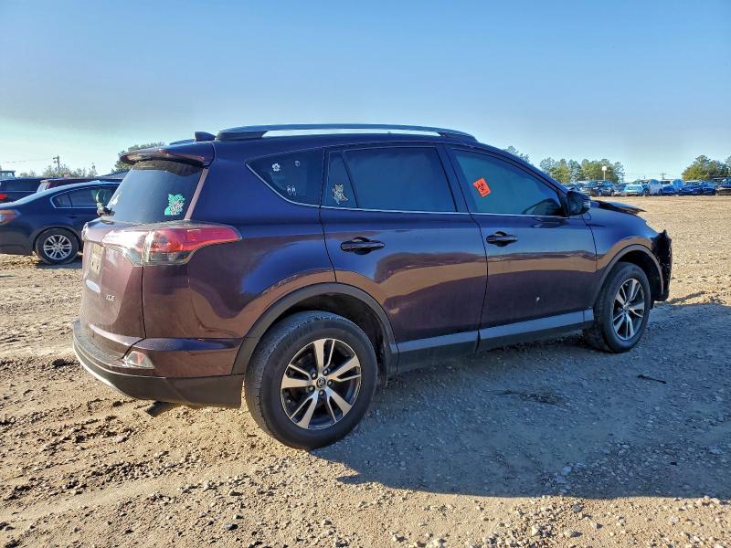 Photo 3 from auction – 2017 TOYOTA RAV4 XLE with VIN 2T3WFREV9HW391108