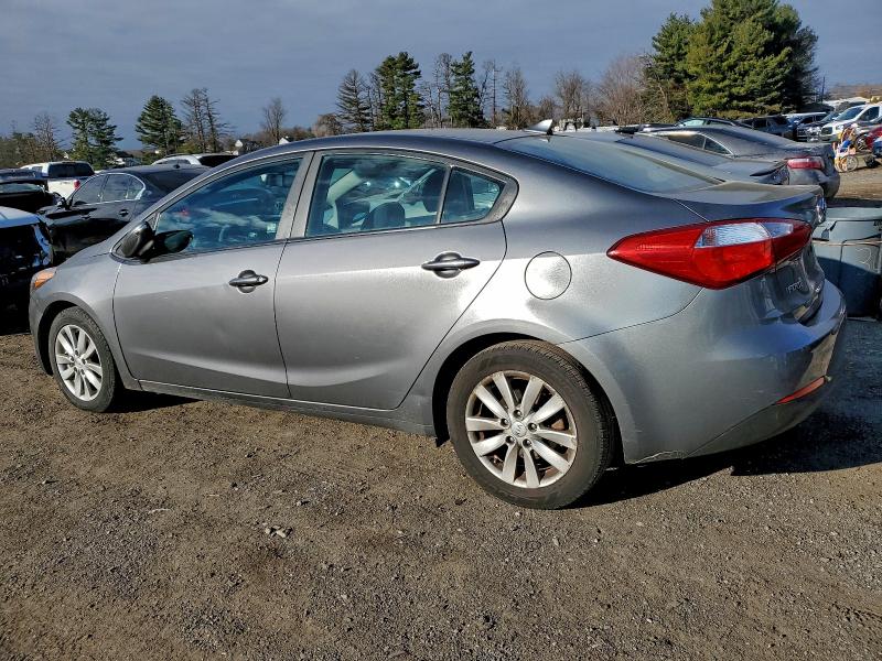 Фото 2 с аукциона – 2016 KIA FORTE LX с VIN KNAFX4A67G5437875
