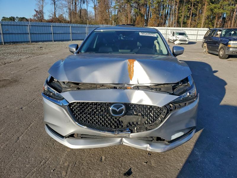 Photo 5 from auction – 2018 MAZDA 6 TOURING with VIN JM1GL1VM3J1332274