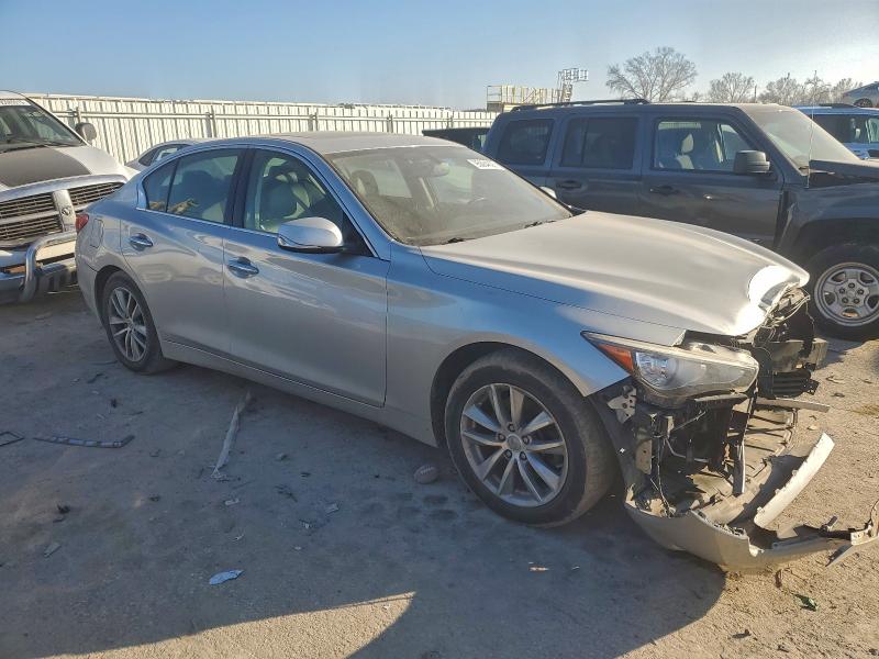 Photo 4 from auction – 2014 INFINITI Q50 BASE with VIN JN1BV7AR1EM688142