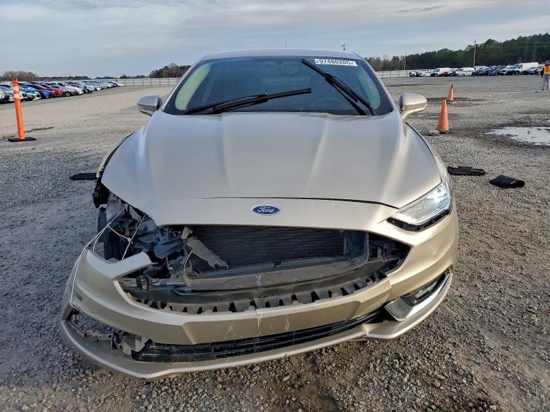 Photo 5 from auction – 2017 FORD FUSION SE with VIN 3FA6P0HD8HR339054