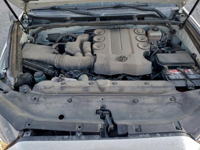 Photo 12 from auction – 2019 TOYOTA 4RUNNER SR with VIN JTEBU5JR1K5652229