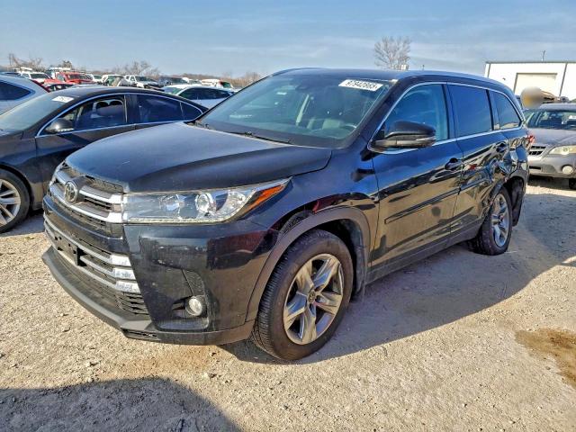 TOYOTA HIGHLANDER 2018 with VIN 5TDDZRFH9JS824179 - Photo from auction