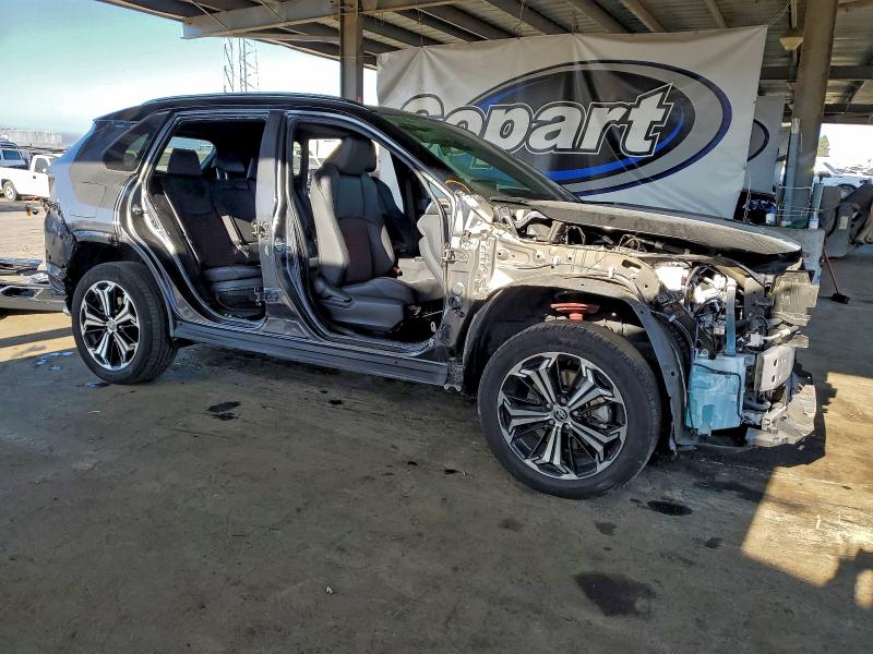 Photo 4 from auction – 2023 TOYOTA RAV4 PRIME with VIN JTMEB3FV8PD155564